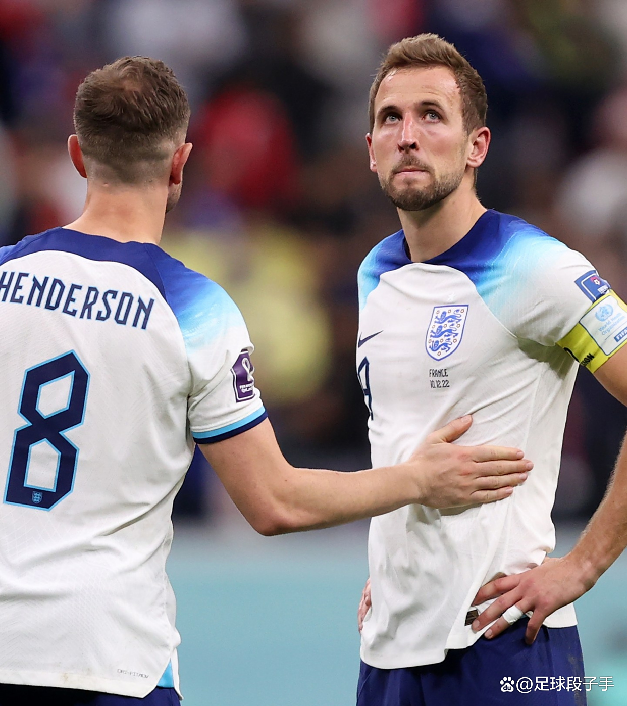 凯恩官方宣布败北新规，西班牙队引发争议！观众掌声雷动