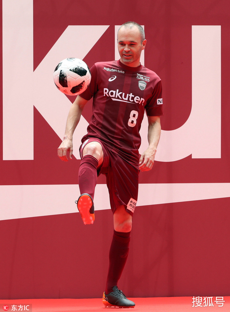 本菲卡训练开放日,今晚队长鼓劲引欢呼,西甲在即,更衣室氛围转暖 本菲卡训练开放日,今晚队长鼓劲引欢呼,西甲在即,更衣室氛围转暖