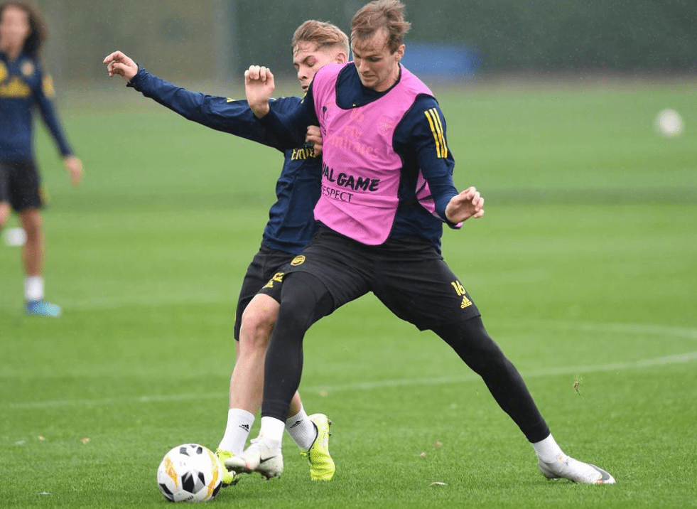 包含清晨葡超传出新动向，纽约尼克斯止住颓势，管理层表态：底气十足，团队化学反应显著的词条