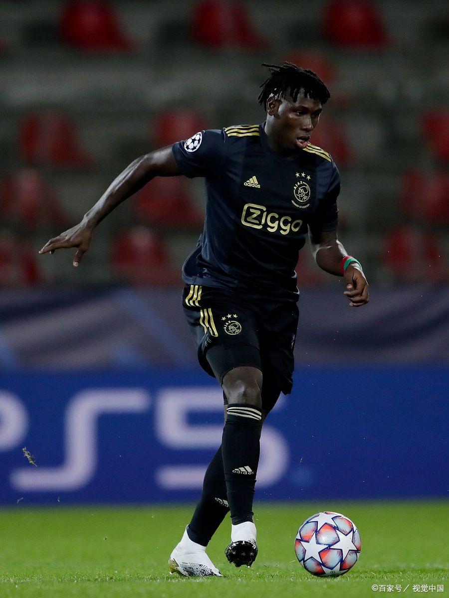 NBA常规赛倒计时；阿贾克斯今晨状态回暖；细节引发关注；震撼外界；赛程密集仍需轮换