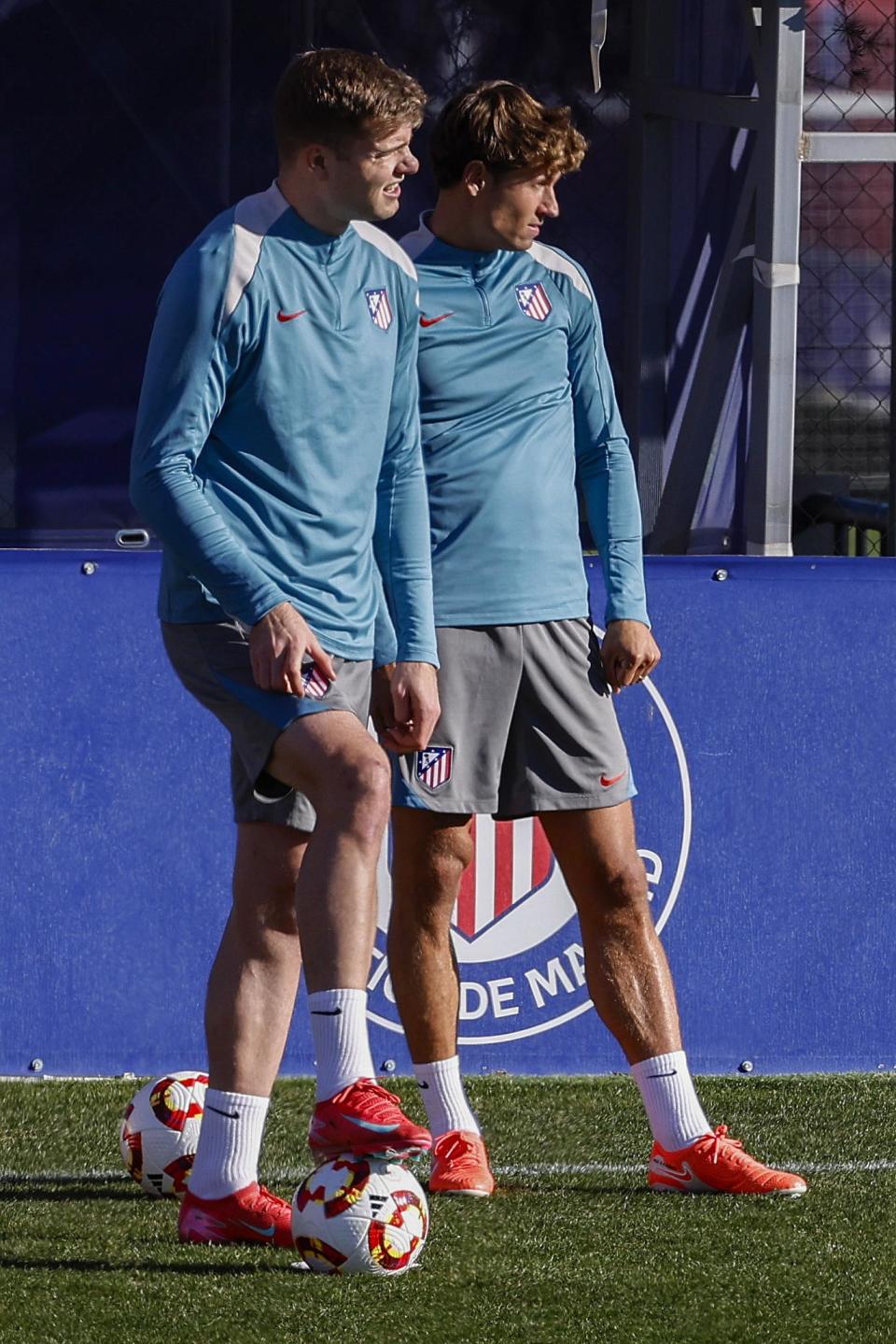 今晨马德里竞技调整名单以备国王杯,篮板制胜环节打磨,信心回归,临场指挥获称赞 今晨马德里竞技调整名单以备国王杯,篮板制胜环节打磨,信心回归,临场指挥获称赞