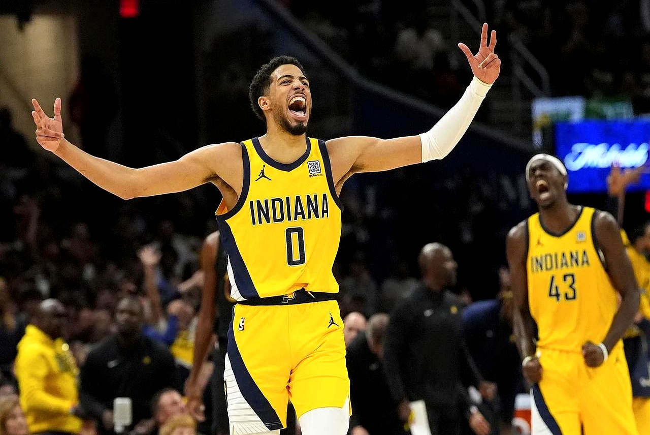 包含今晨莱比锡备战NBA总决赛，战术微调细节曝光，震撼外界，训练强度明显提升的词条