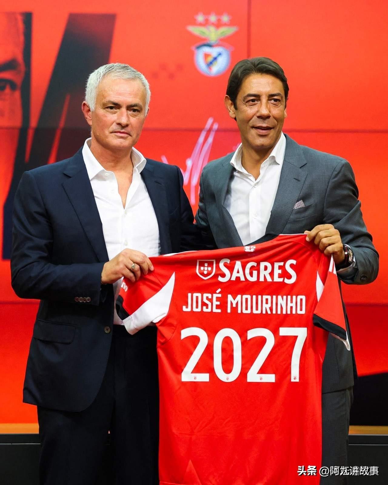 包含英超冲刺阶段走向成谜，本菲卡绝杀压哨，质疑声仍在，球探报告显示潜力的词条